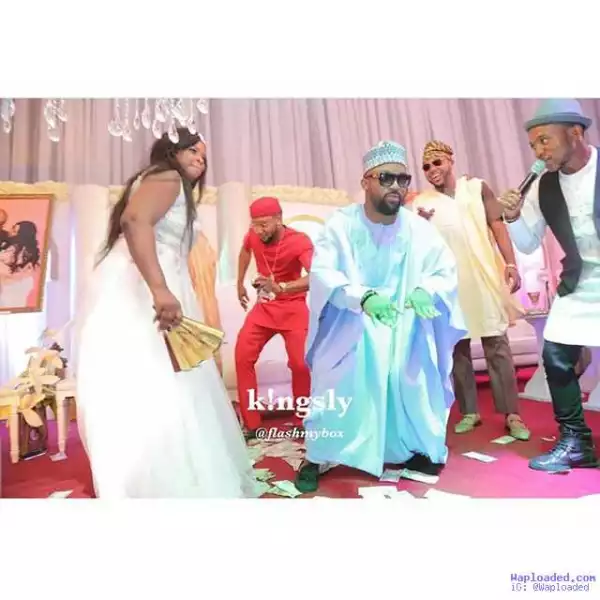 Photos Of Iyanya Digging It Out On Stage With Bride At A Wedding